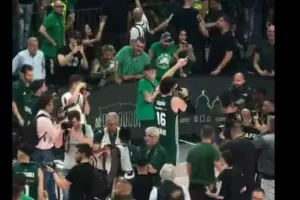 (Βίντεο) "Τρελάθηκε" ο Όσμαν και πήρε το μικρόφωνο: "Στο Άμπου Ντάμπι..."