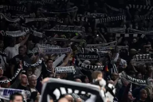 Η Παρτιζάν… ξεσπιτώνεται και σκέφτεται να παίξει στη Θεσσαλονίκη