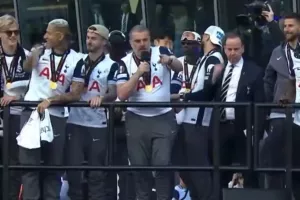 Νέα... viral ατάκα από Ποστέκογλου: «Στις τηλεοπτικές σειρές, η… τρίτη σεζόν είναι καλύτερη»!