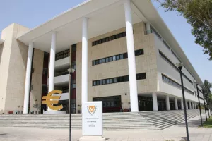 Αναπάντητες επιστολές από το ΥΠΟΙΚ