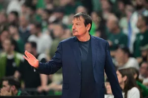 Αταμάν: «Ικανοποιήσαμε τους οπαδούς μας που αγόρασαν 4-5 μήνες πριν εισιτήρια και μας πίστεψαν»