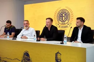 Τραμετσάνι: "Θέλω να είμαι εγώ αυτός που θα επαναφέρει την ΑΕΛ εκεί που της αξίζει" (φώτος)