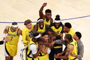 Καθάρισαν... τους Νικς και επιστρέφουν σε NBA Finals μετά από 25 χρόνια!
