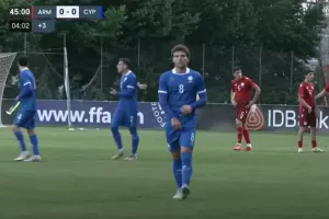 Δύο κίτρινες σε λίγα λεπτά και αποβολή