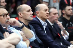 "Δεν καθόμαστε στο ίδιο τραπέζι με τον παραβάτη Γιαννακόπουλο"