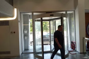 UPD/Σε εξέλιξη η συνεδρία...