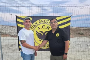 "Ο αρχιτέκτονας των επιτυχιών συνεχίζει"