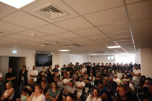 (Φώτος) Παρουσίαση προς τους γονείς και το τεχνικό επιτελείο