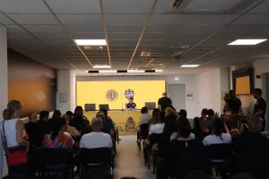 (Φώτος) Παρουσίαση προς τους γονείς και το τεχνικό επιτελείο