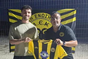 Πρώτη μεταγραφή στον άσο
