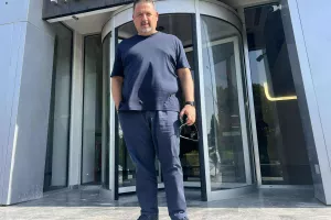 ΦΩΤΟΣ/H αναχώρηση των παραγόντων...