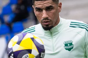 Μπήκε... ο Balogun!