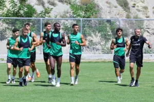 Ομόνοια: Φωτορεπορτάζ από Κυπερούντα