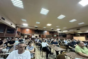 (Φωτος Kerkida) Πήρε το χρίσμα ο Δρ. Ρούσος 