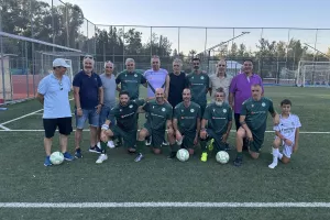 Όμορφη ποδοσφαιρική γιορτή γεμάτη συγκίνηση, νοσταλγία και αγάπη