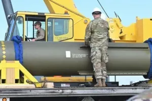 Η αμερικανική υπερβόμβα 14 τόνων GBU-57 - Το μοναδικό όπλο που μπορεί να καταστρέψει τα πυρηνικά του Ιράν
