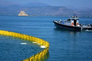 Εξαφανίστηκαν νεαρές που έκαναν κανό στη Βουρβουρού
