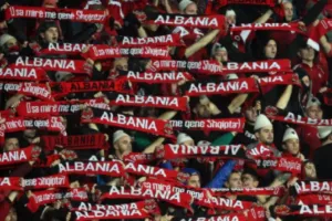 Δρακόντεια μέτρα ασφαλείας για την "καυτή" αναμέτρηση στα Τίρανα