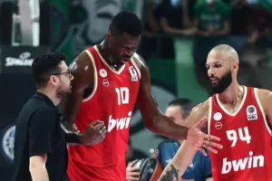 Μουσταφά Φαλ: Φόβοι για σοβαρό τραυματισμό σαν του Κίναν Εβανς