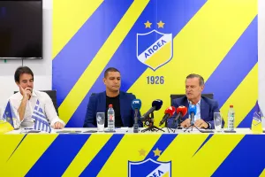 Διασυνδέσεις/ΑΠΟΕΛ