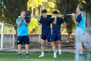 Η προπόνηση της Εθνικής μας - Πρόβλημα με Μάμα (Φώτος/Βίντεο)