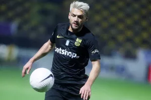 Συμφωνία με Emanuel Sakic