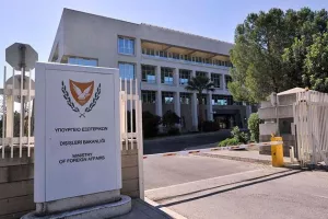 Ανησυχία από Κύπρο μετά τις επιθέσεις/Ζήτησε αποκλιμάκωση και διάλογο