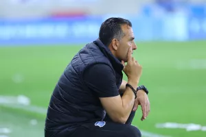 Βάρος...στα δεξιά για Απόλλωνα!