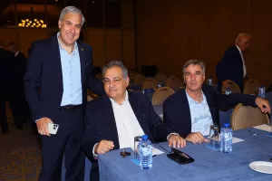 (Φώτος) Το kerkida.net στη Συνέλευση της ΚΟΠ/ΝΕΟΣ πρόεδρος ο Λοϊζίδης