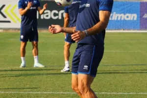 Ολοκλήρωσε και αναχωρεί για Βουλγαρία η Εθνική (Φώτος)