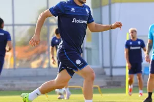 Ολοκλήρωσε και αναχωρεί για Βουλγαρία η Εθνική (Φώτος)