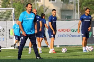Ολοκλήρωσε και αναχωρεί για Βουλγαρία η Εθνική (Φώτος)