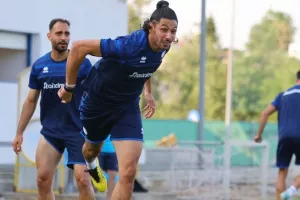 Ολοκλήρωσε και αναχωρεί για Βουλγαρία η Εθνική (Φώτος)