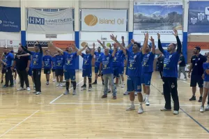 «Με πήρανε μια μέρα σηκωτό» (βίντεο)