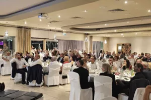 Ερυθρόλευκο ευχαριστώ… 