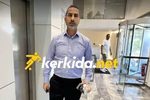 Φίλιππος/ Στάση... πριν τα γραφεία 