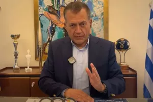 Βρούτσης: “Το πρωτάθλημα τελειώνει αύριο στις 3 στο γραφείο μου αν δεν έρθουν οι ιδιοκτήτες”