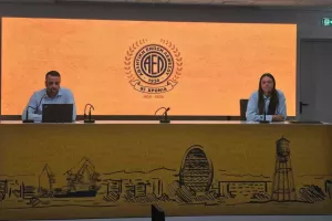 Παρουσίασε τα εισιτήρια διαρκείας της η ΑΕΛ (Φώτος/Βίντεο)