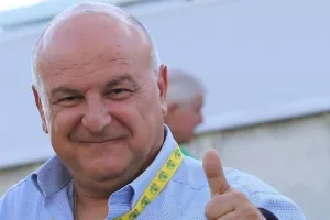 Τρεις λέξεις… αρκετές! 
