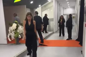 (Φώτος) Λαμπερός γάμος στην Αρένα