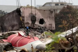 Βρέθηκε το δεύτερο μαύρο κουτί του Boeing 787