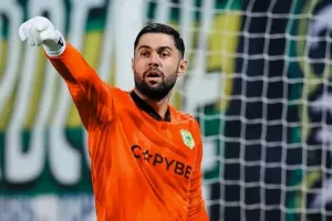 O Αθανασιάδης φέρνει... τερματοφύλακα