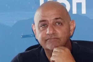 Σημαντική μέρα/Χάρης