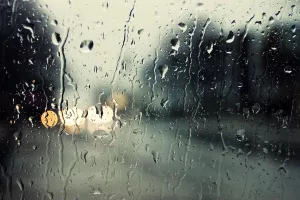 Τοπικά ισχυρές καταιγίδες κυρίως στα ορεινά το απόγευμα