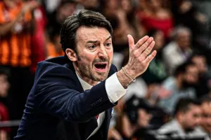 Νέος προπονητής της Παρί ο Ταμπελίνι