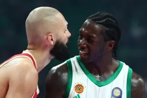 Άρχισαν στις 10 οι απολογίες με πρώτο τον Κέντρικ Ναν