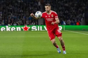 A Bola: «Πρόταση της ΑΕΚ για δανεισμό του Γιούρασεκ - Υπάρχει ενδιαφέρον κι από άλλη ομάδα»