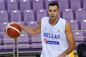 Επέστρεψε στο ΟΑΚΑ και ξεκίνησε προπονήσεις ο Σλούκας ενόψει Εθνικής και νέας σεζόν