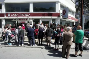 Κουρεμένοι...