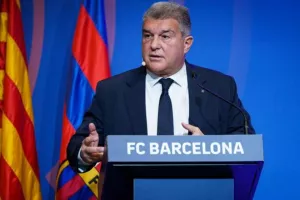 Λαπόρτα: «Έρχεται μεταγραφή που θα φέρει… ενθουσιασμό»